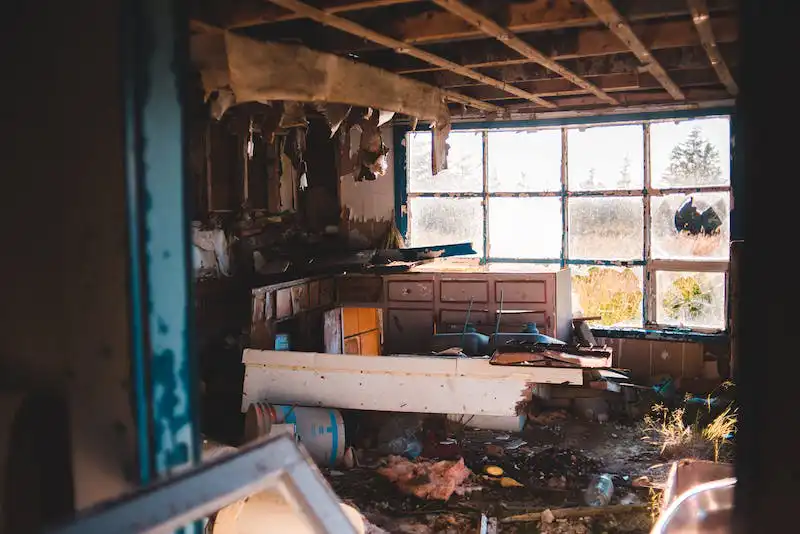 Declutter Your Life with Junk It Mobile Dumpsters in Houston